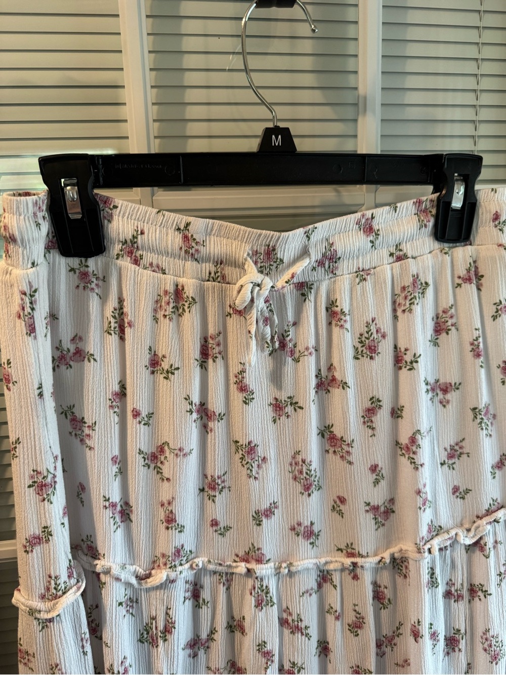 Maxi Skirt with Pink Floral Print - Picture 2 of 4